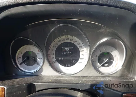 2013 Mercedes-Benz Glk 350 z USA, uszkodzony, nr VIN WDCGG5HB7DG055002